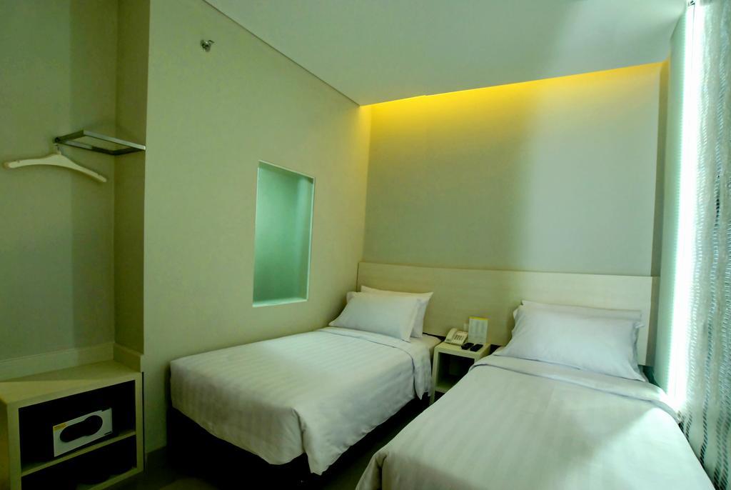 วิโอ โฮเต็ล เวสต์ฮอฟ Hotel บันดุง ภายนอก รูปภาพ