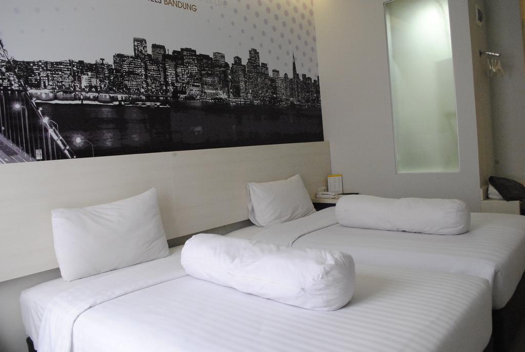 วิโอ โฮเต็ล เวสต์ฮอฟ Hotel บันดุง ภายนอก รูปภาพ