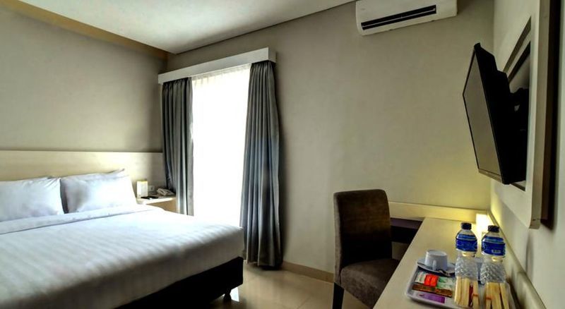วิโอ โฮเต็ล เวสต์ฮอฟ Hotel บันดุง ภายนอก รูปภาพ
